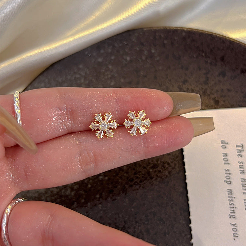 Gentle And Versatile Temperament Commuting Earrings
