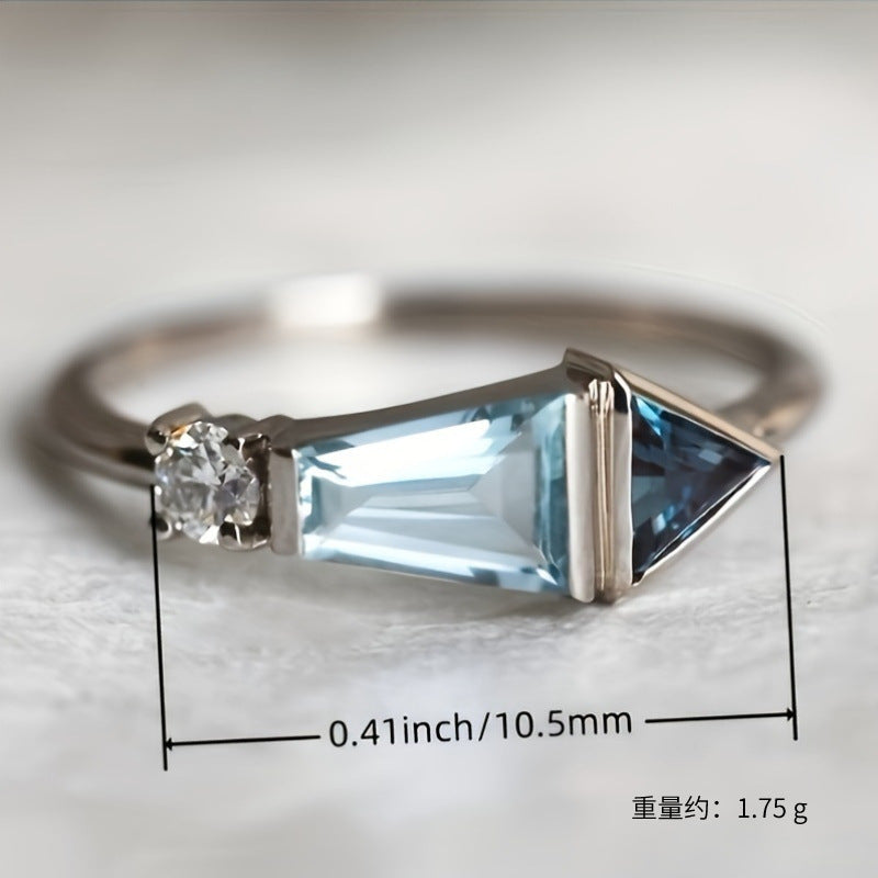 Simple And Light Luxury Inlaid Sea Blue Zircon Ring