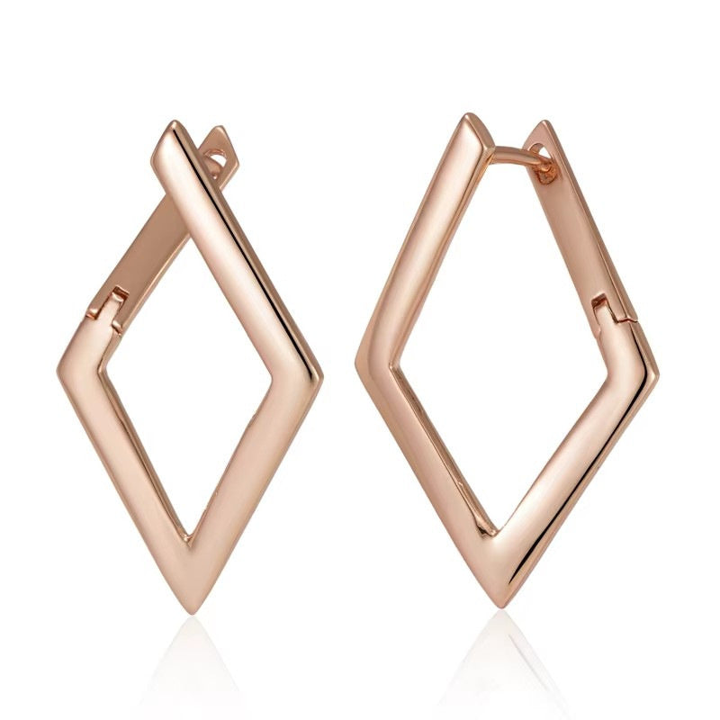 French Hollow Heart-shaped Earrings For Women
