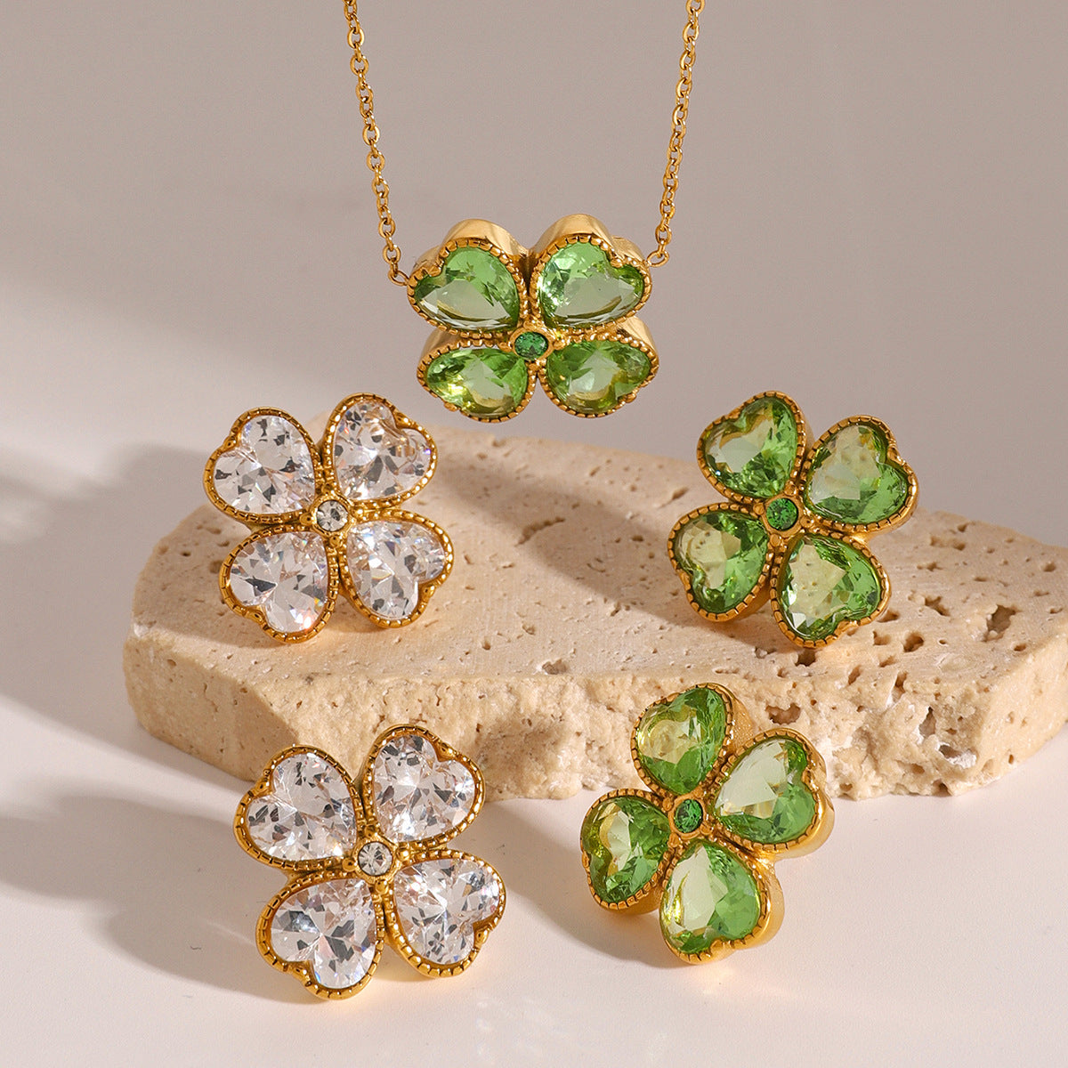 Stainless Steel Zircon Four-leaf Clover Heart Necklace Jewelry