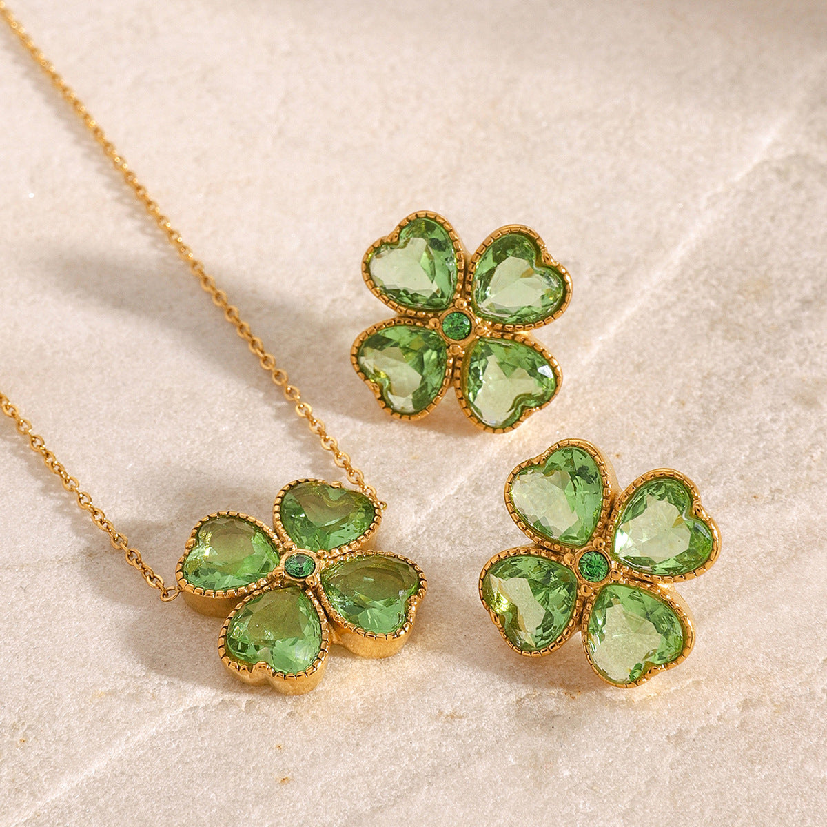 Stainless Steel Zircon Four-leaf Clover Heart Necklace Jewelry