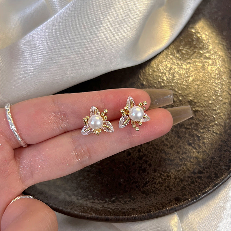 Gentle And Versatile Temperament Commuting Earrings