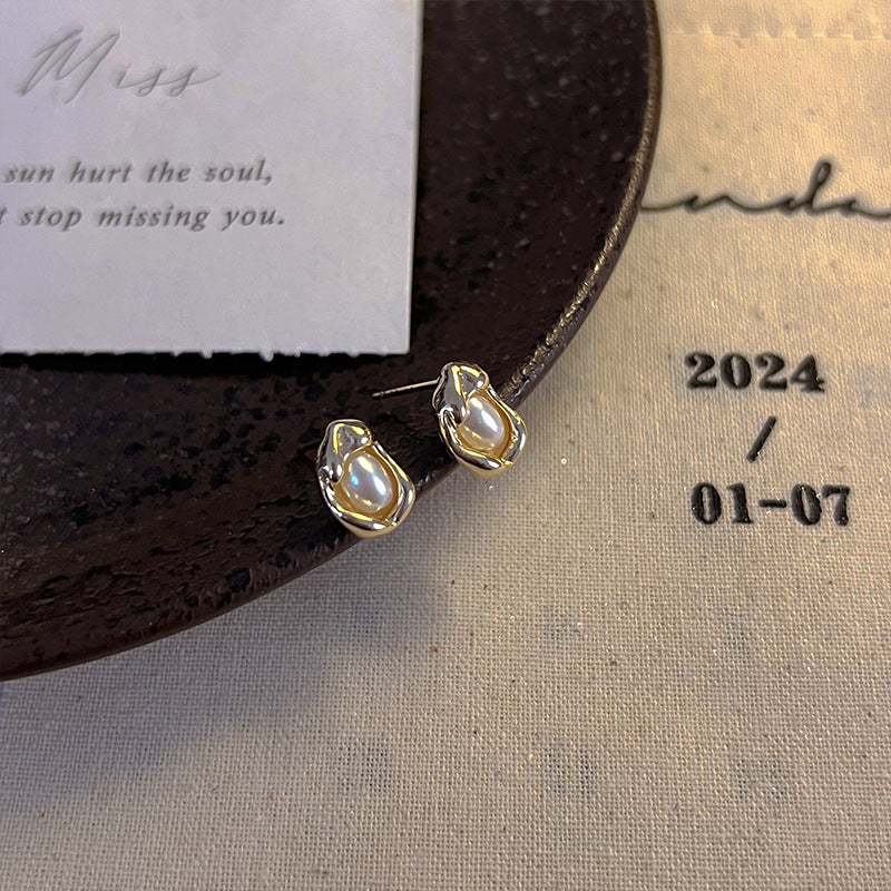Gentle And Versatile Temperament Commuting Earrings